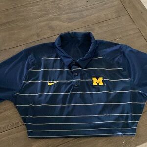 Nike polo Michigan shirt
